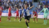 Escalante y Joselu apuntan al partido contra el Levante