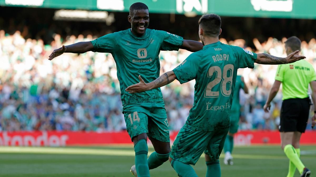 William Carvalho, a punto de salir del Real Betis William Carvalho, a punto de salir del Real Betis