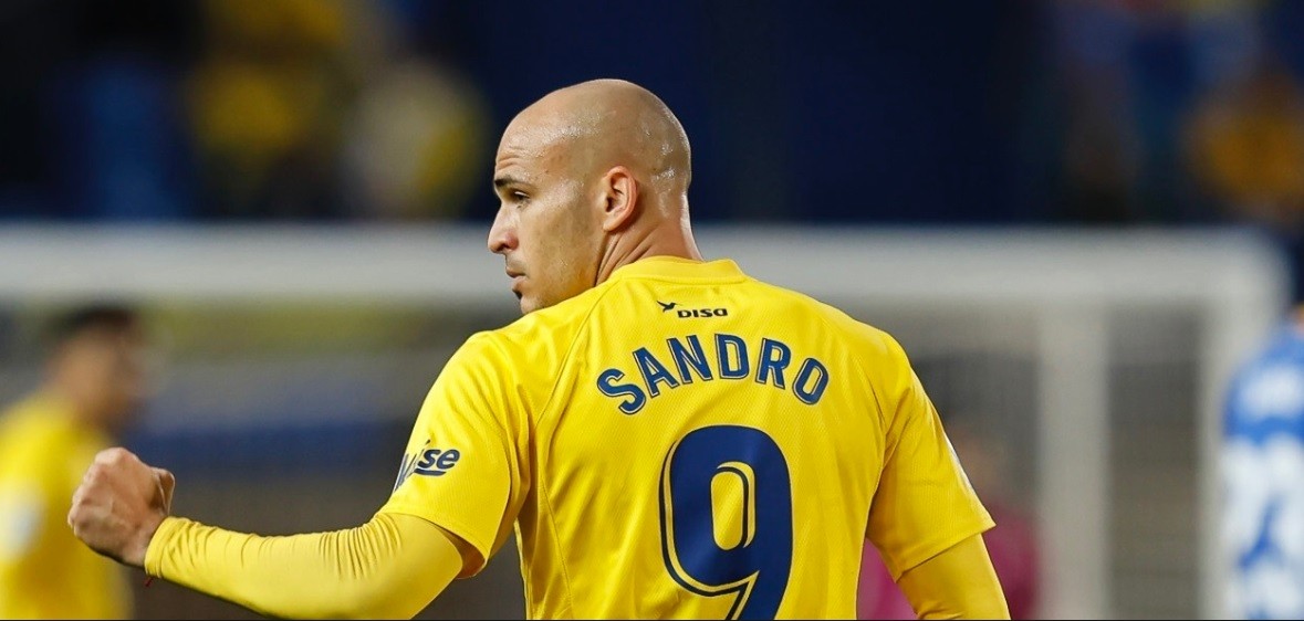 Buenas noticias con Sandro Ramírez Buenas noticias con Sandro Ramírez