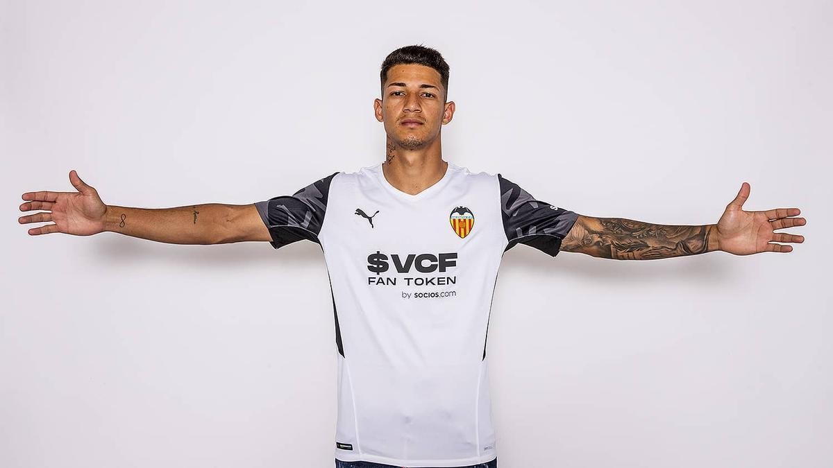 Un equipo de LaLiga intenta fichar a Marcos André del Valencia Un equipo de LaLiga intenta fichar a Marcos André del Valencia