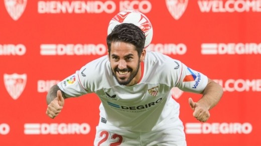 Isco surge como alternativa a David Silva