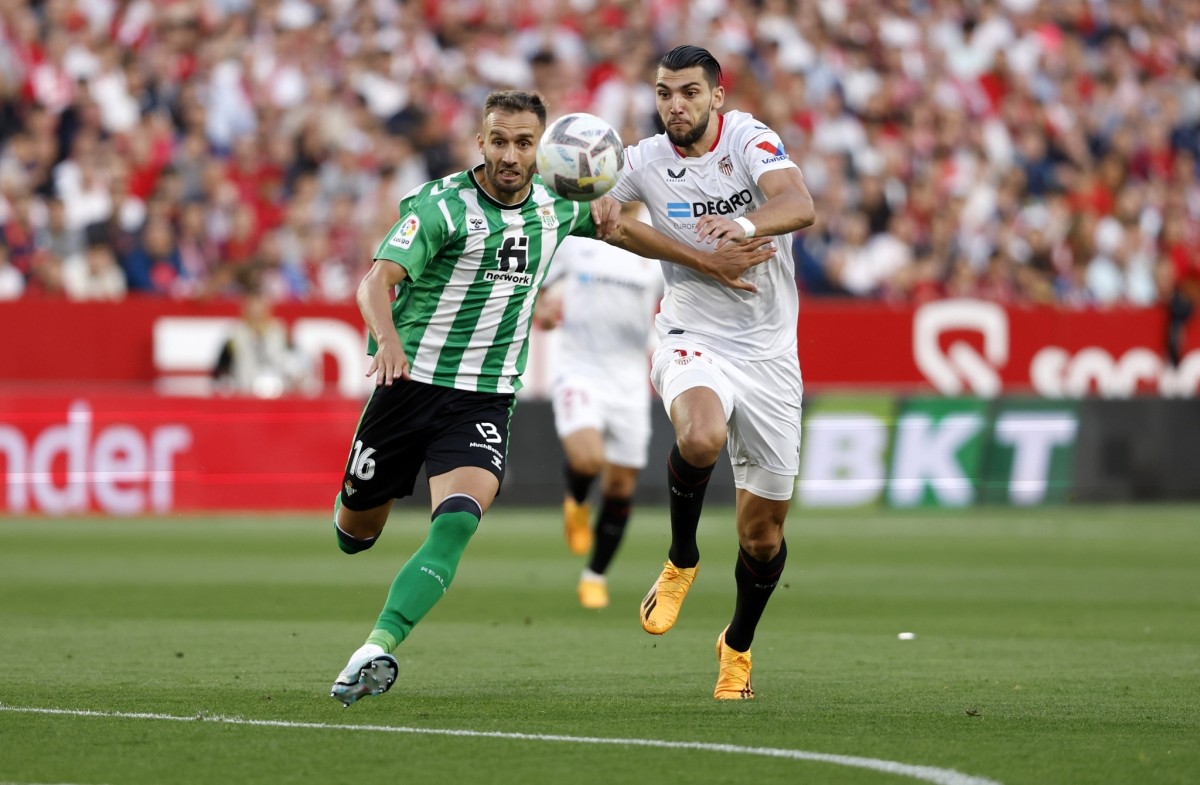 Dónde ver el Sevilla - Real Betis (05:00) y el Atlético de Madrid - Real Sociedad (03:00) Dónde ver el Sevilla - Real Betis (05:00) y el Atlético de Madrid - Real Sociedad (03:00)