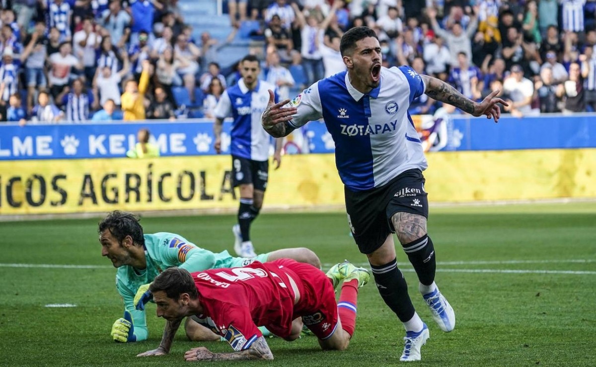 Análisis Fantasy de la plantilla y recomendables del Deportivo Alavés temporada 23/24.