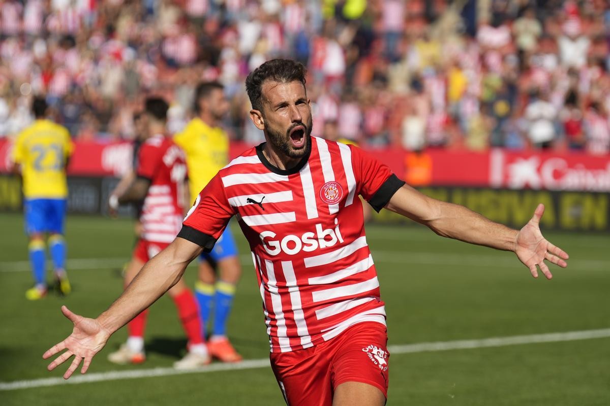 Christian Stuani podría salir del Girona Christian Stuani podría salir del Girona