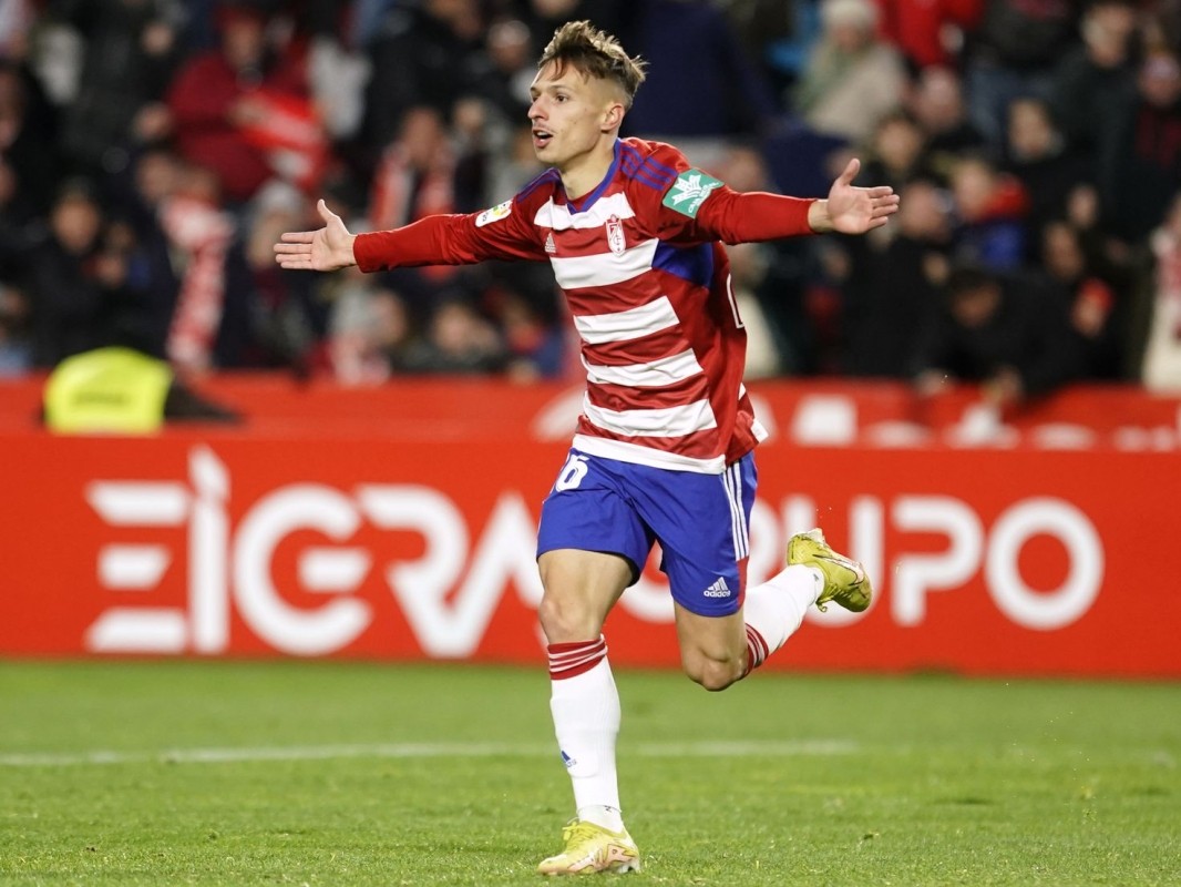 Jugador mas importante por línea en los recién ascendidos. Granada Jugador mas importante por línea en los recién ascendidos. Granada