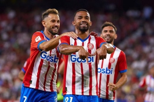 Yangel Herrera soprende con su faceta goleadora
