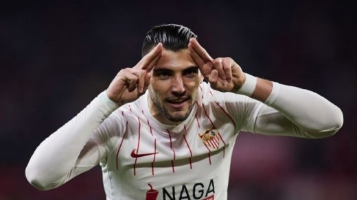 Rafa Mir no sale dirección Valencia, tampoco hacia Milan
