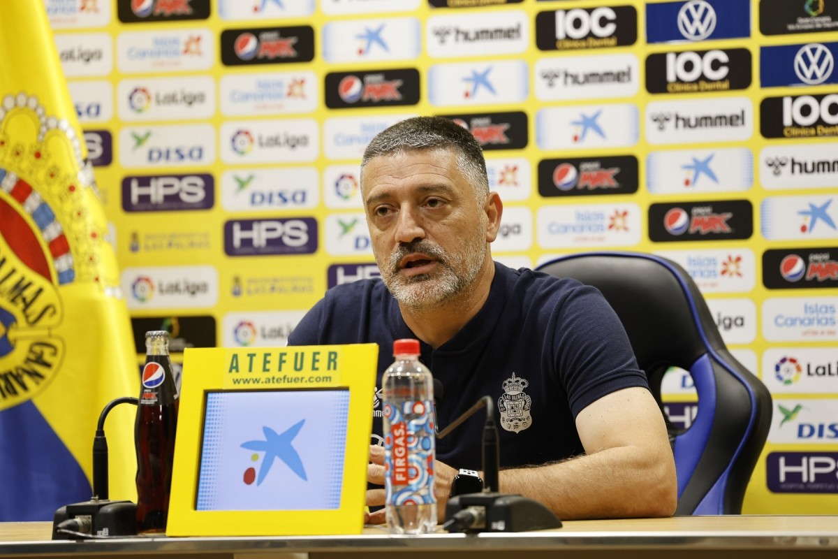 García Pimienta sobre Perrone, Sandro, Ramos, Alex Suárez, Marvin, Moleiro ... García Pimienta sobre Perrone, Sandro, Ramos, Alex Suárez, Marvin, Moleiro ...