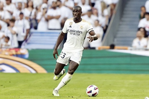 Un nuevo lesionado en la zaga del Real Madrid