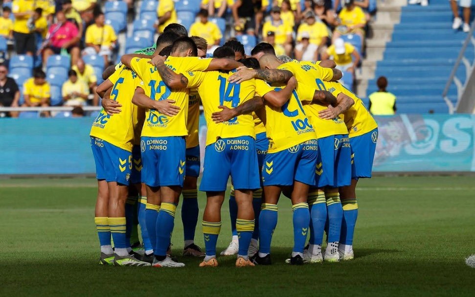 Beneficiados por la inminente salida de Jonathan Viera Beneficiados por la inminente salida de Jonathan Viera