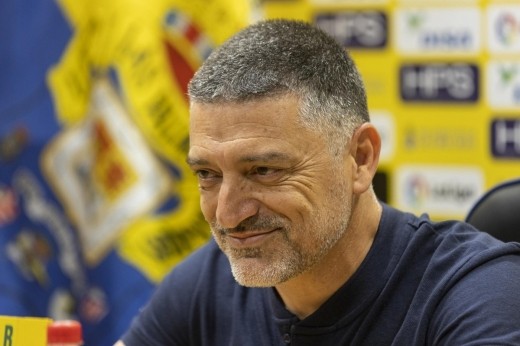 García Pimienta sobre Viera, Javi Muñoz, Sandro,Marvin, las bajas ...