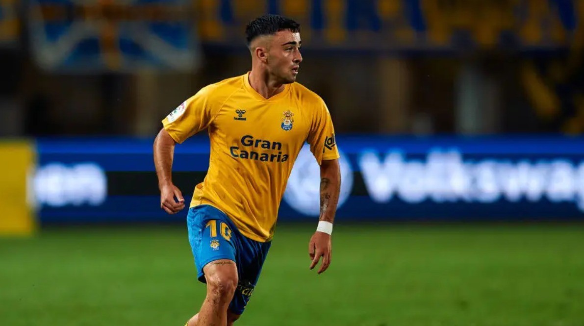 ¿Por qué Moleiro fue suplente ante Osasuna? ¿Por qué Moleiro fue suplente ante Osasuna?