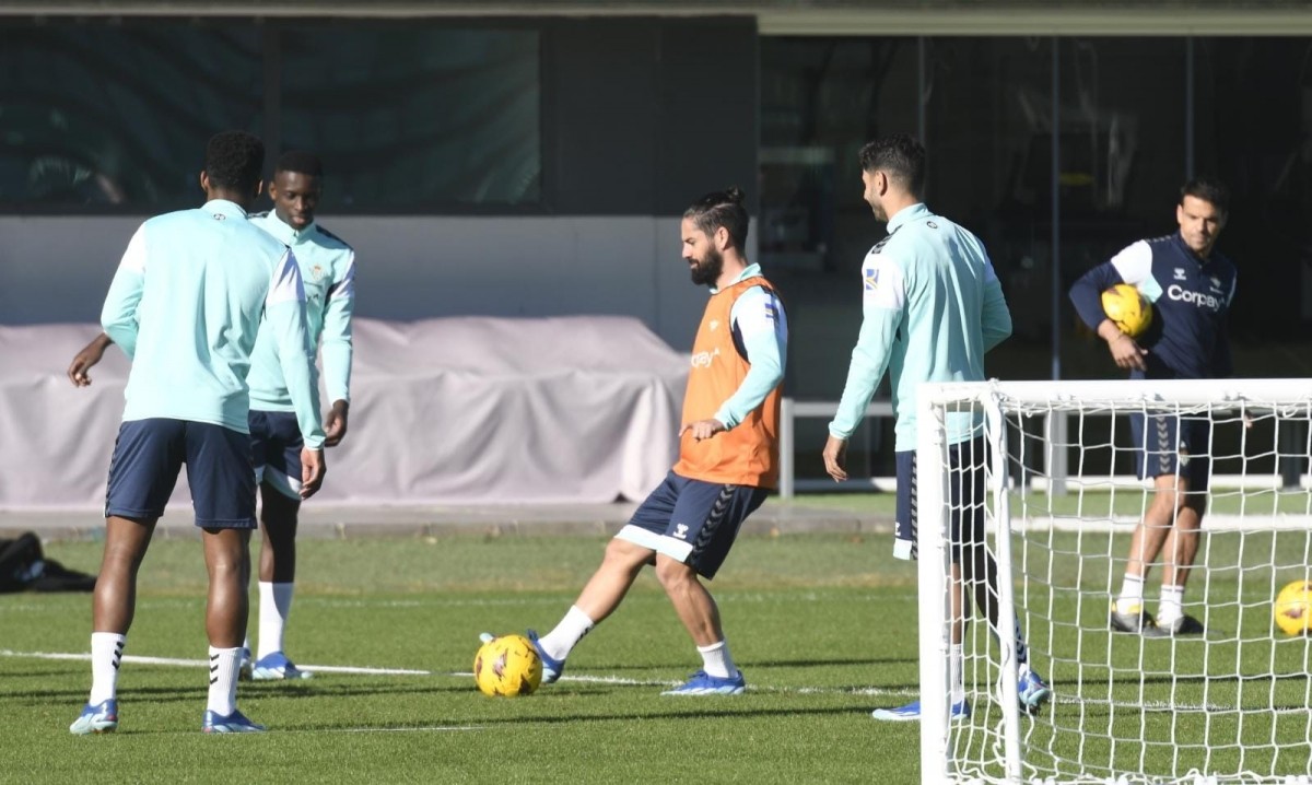 ¡Última hora de Isco y Rui Silva! ¿Disponibles ante Las Palmas? ¡Última hora de Isco y Rui Silva! ¿Disponibles ante Las Palmas?