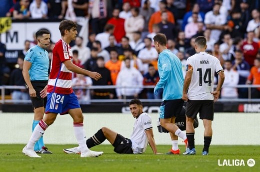 Entrenamiento Valencia: Pepelu y Amallah repiten con el grupo  y Almeida es la única baja