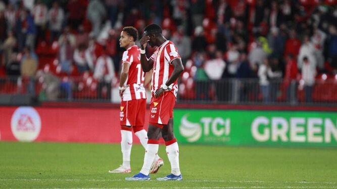 ¡Dion Lopy no va convocado con Senegal y se quedará en Almería! ¡Dion Lopy no va convocado con Senegal y se quedará en Almería!