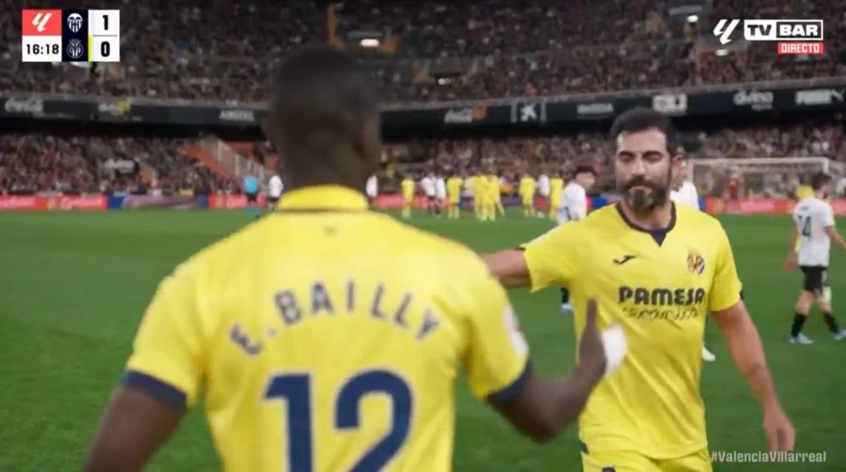 Raúl Albiol cae lesionado y debuta Eric Bailly Raúl Albiol cae lesionado y debuta Eric Bailly