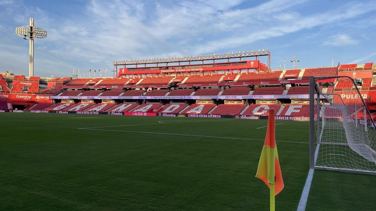 ¡Los onces del Granada - Cádiz ya están disponibles! ¿Juega Ledesma? ¡Bastantes sorpresas en ambos equipos!