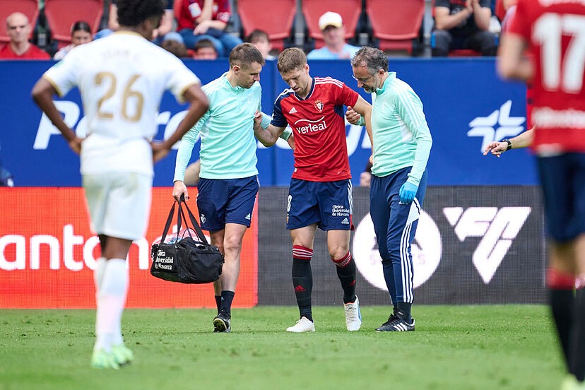 Osasuna declara transferible a uno de sus centrocampistas