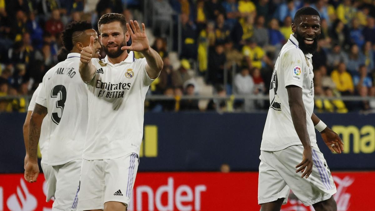 ¿Pareja de centrales inédita ante el Girona? ¿Pareja de centrales inédita ante el Girona?