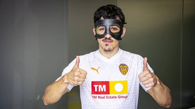 Buenas noticias en Valencia con Diego López Buenas noticias en Valencia con Diego López