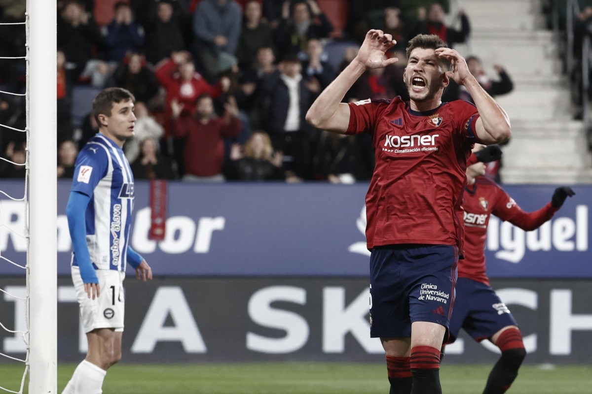 David García cae lesionado ante el Alavés
