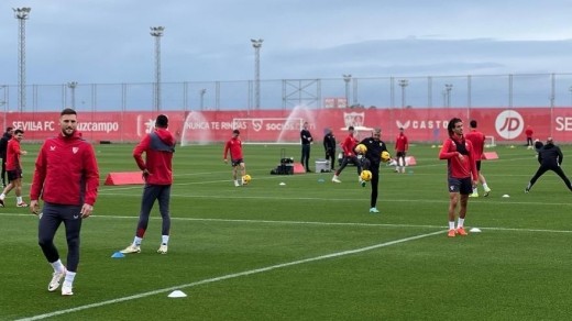 El Sevilla recupera a tres efectivos en la sesión de hoy