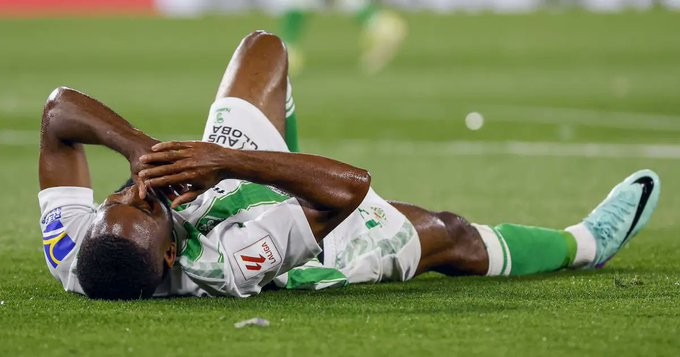 Bakambu se lesiona y podría decir adiós a la temporada Bakambu se lesiona y podría decir adiós a la temporada