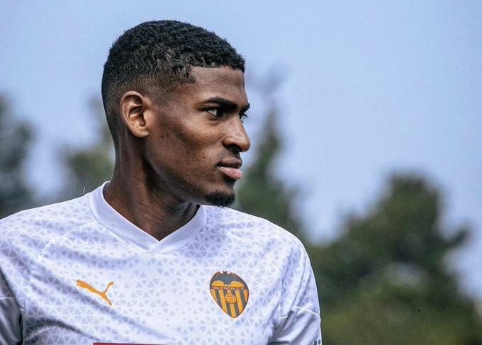 Malas noticias en Valencia con Mosquera Malas noticias en Valencia con Mosquera
