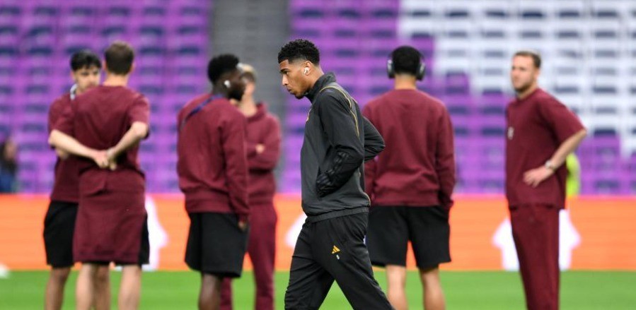 Bellingham está jugando infiltrado ante el Bayern por unas molestias en la rodilla Bellingham está jugando infiltrado ante el Bayern por unas molestias en la rodilla