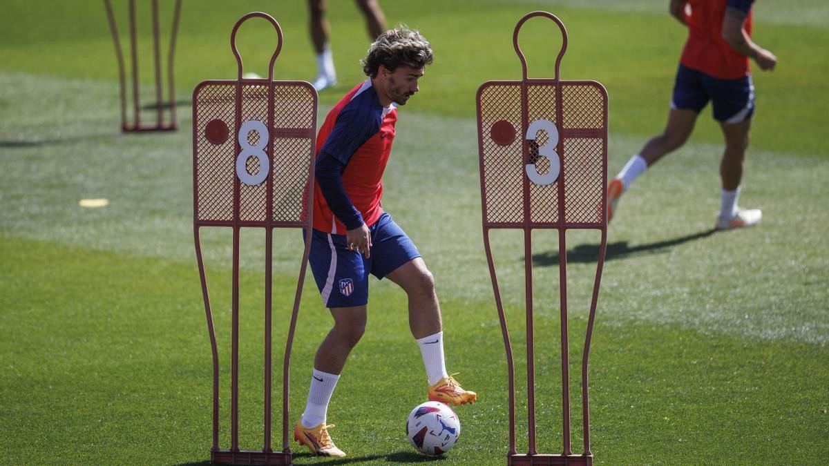 Nuevo ensayo de Simeone y novedad en el entrenamiento del Atlético