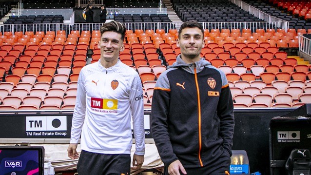 Dos bajas de última hora muy importantes en el Valencia Dos bajas de última hora muy importantes en el Valencia