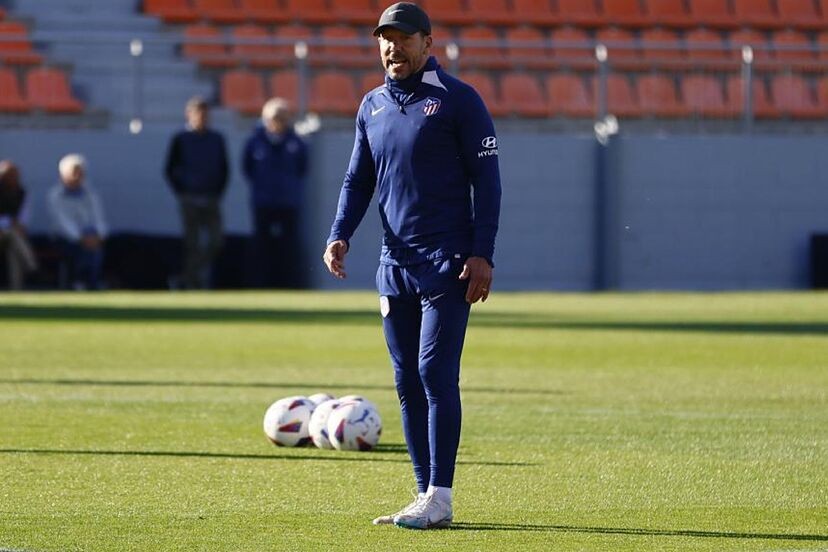 Ensayo de Simeone para enfrentarse a Osasuna Ensayo de Simeone para enfrentarse a Osasuna