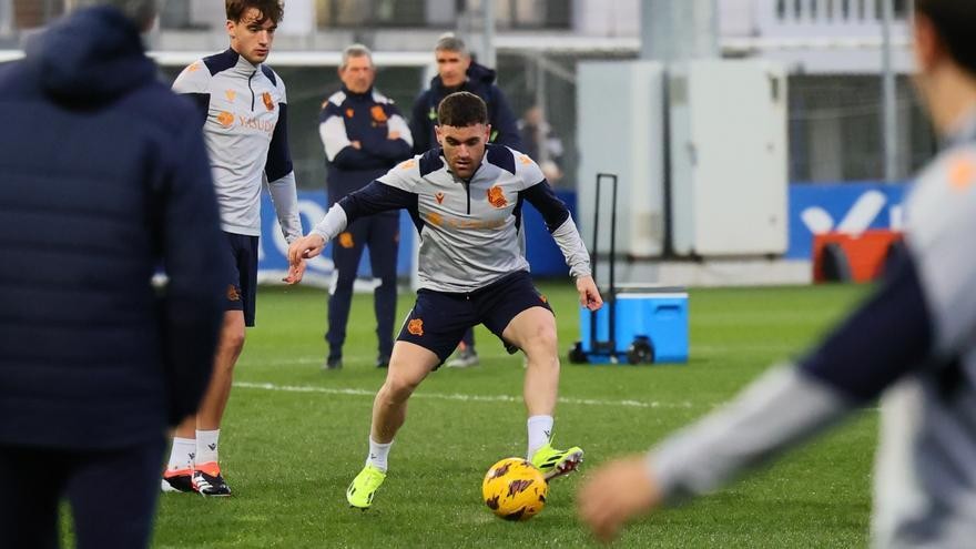 ¡Alarma Javi Galán y André Silva en la Real Sociedad!