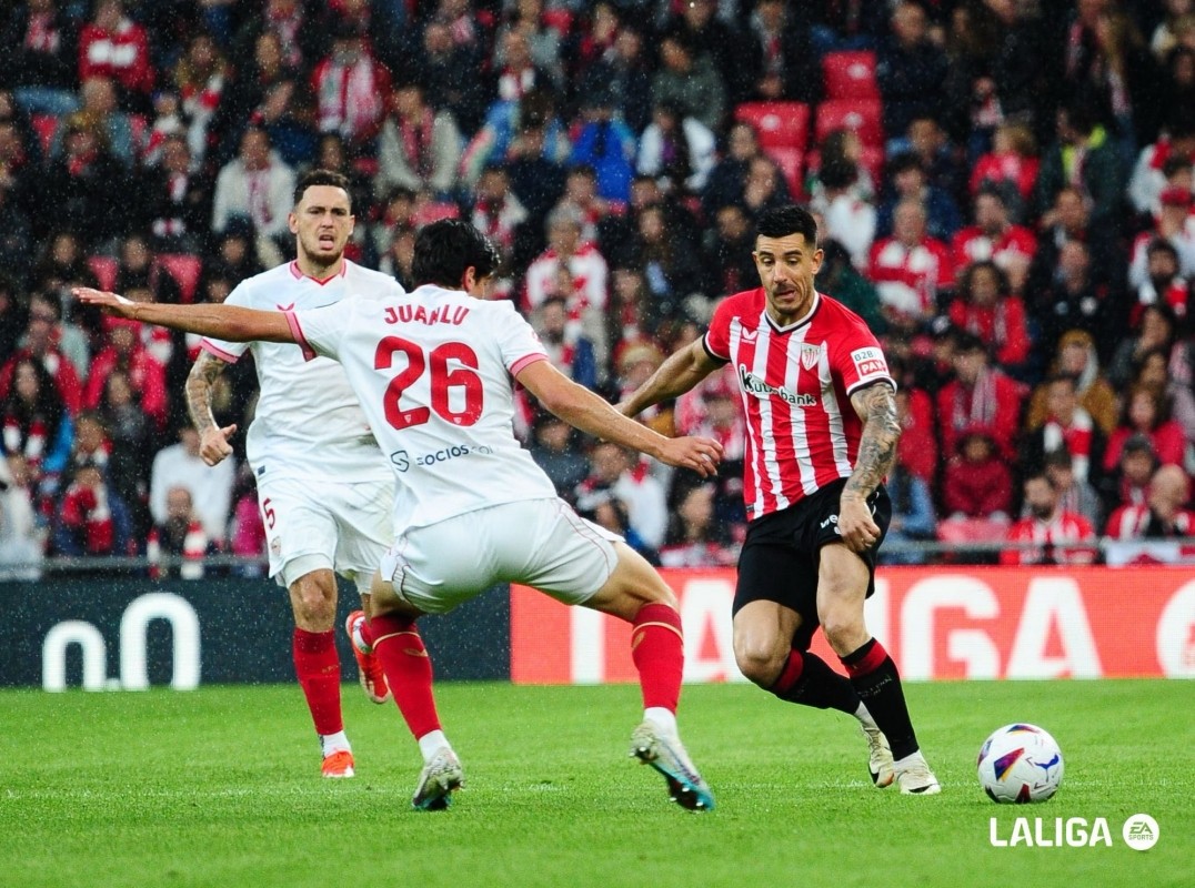 ¡Yuri Berchiche cae lesionado ante el Rayo y tiene muy mala pinta! ¡Yuri Berchiche cae lesionado ante el Rayo y tiene muy mala pinta!