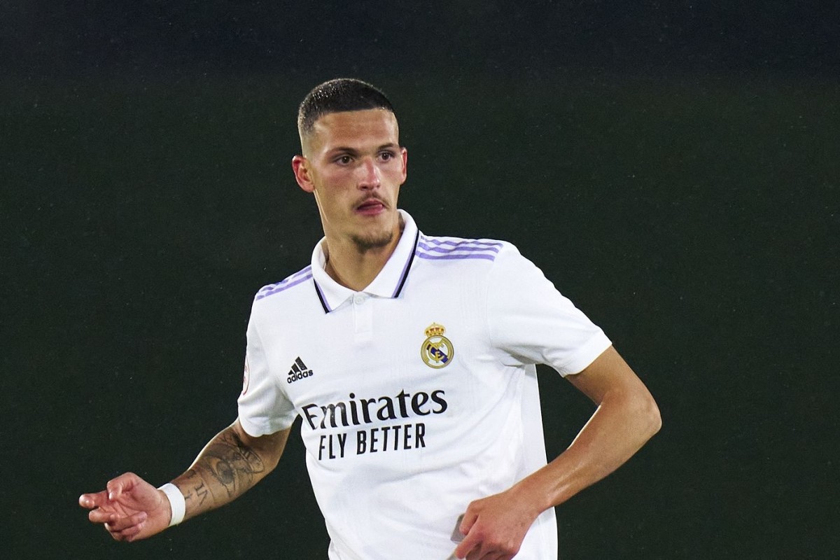 El Real Madrid está cerca de cerrar una venta dirección Nápoles El Real Madrid está cerca de cerrar una venta dirección Nápoles