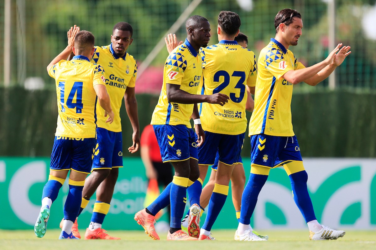 Amistosos de pretemporada: Las Palmas vs Como 1907 Amistosos de pretemporada: Las Palmas vs Como 1907
