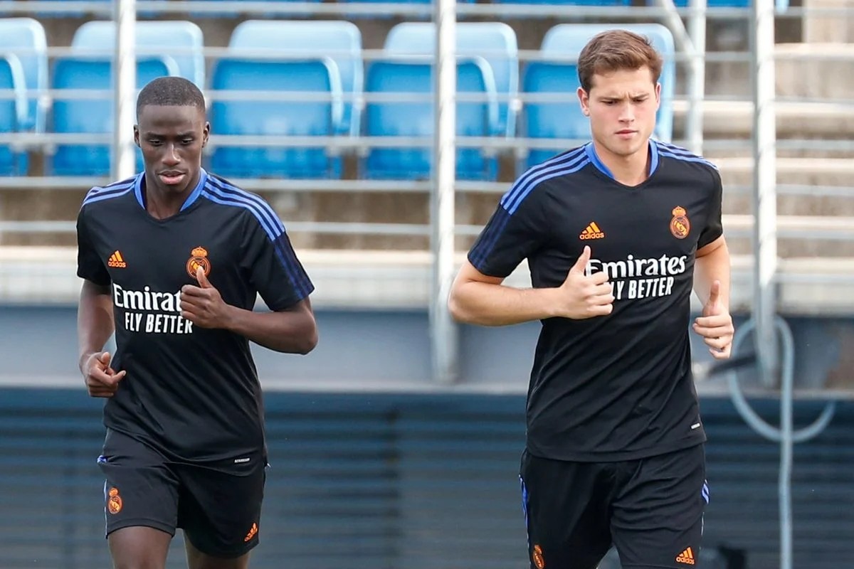 Juanmi Latasa ¿rumbo al Espanyol? Juanmi Latasa ¿rumbo al Espanyol?