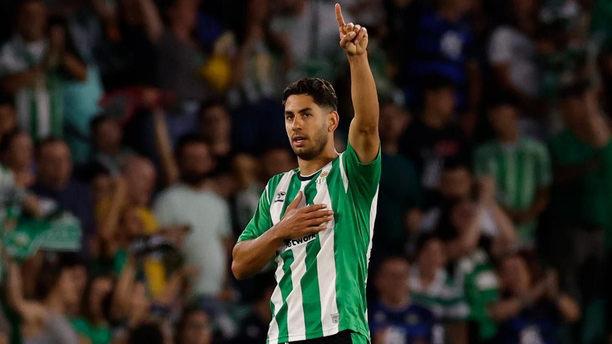 ¿Se quedará Ayoze Pérez en el Real Betis?