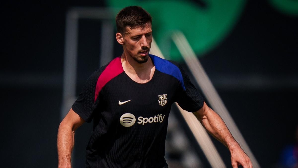 La Real Sociedad busca al sustituto de Le Normand en el Barcelona La Real Sociedad busca al sustituto de Le Normand en el Barcelona