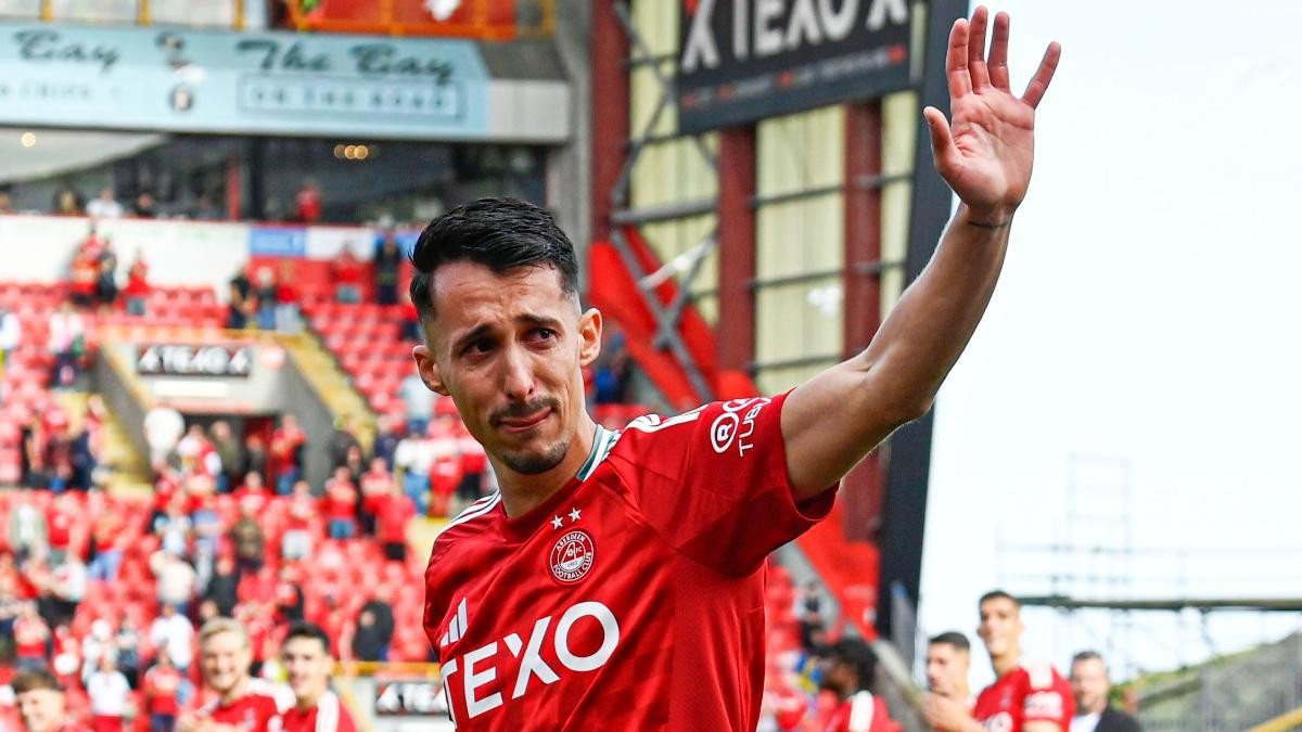 El Girona cierra el fichaje de Bojan Miovski El Girona cierra el fichaje de Bojan Miovski