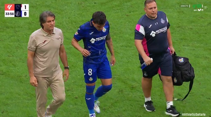 Arambarri cae lesionado ante el Athletic Club Arambarri cae lesionado ante el Athletic Club