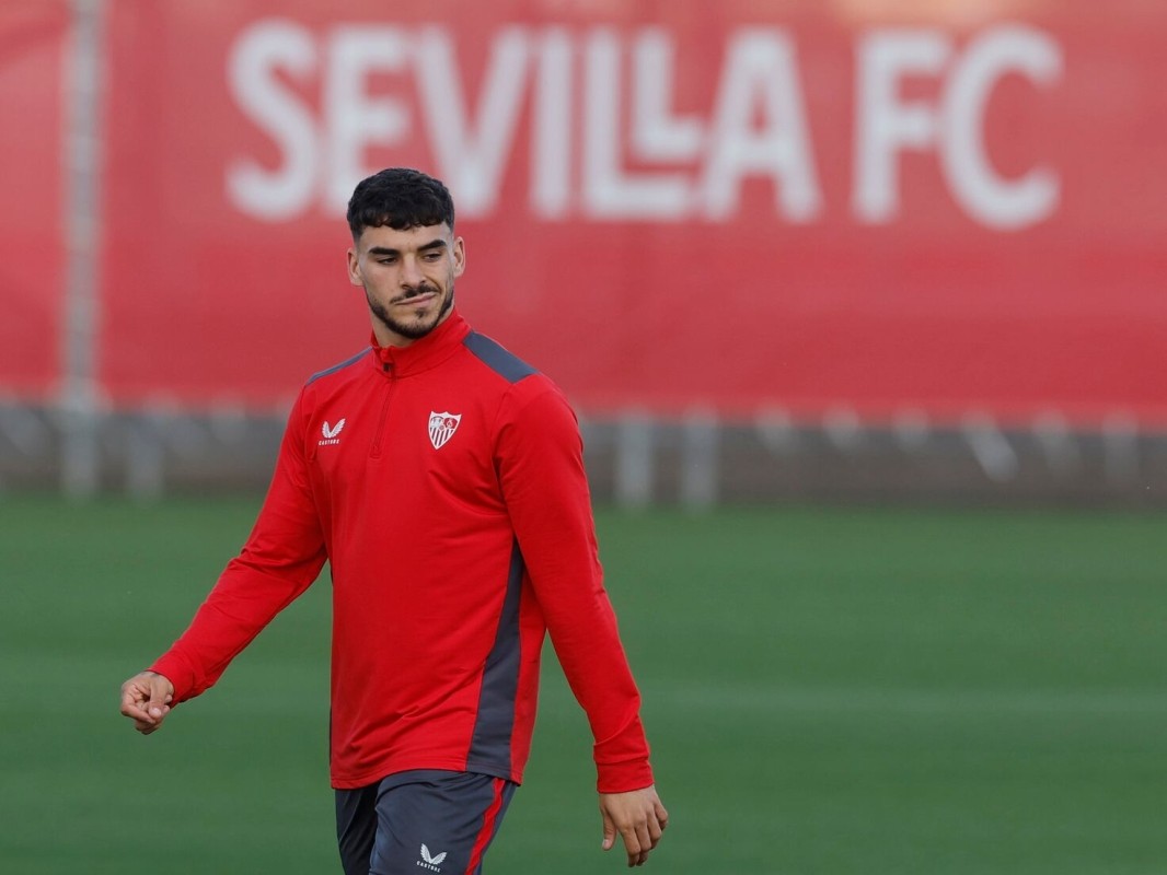 Problemas en el Sevilla con Isaac Romero, Kike Salas y Ocampos Problemas en el Sevilla con Isaac Romero, Kike Salas y Ocampos