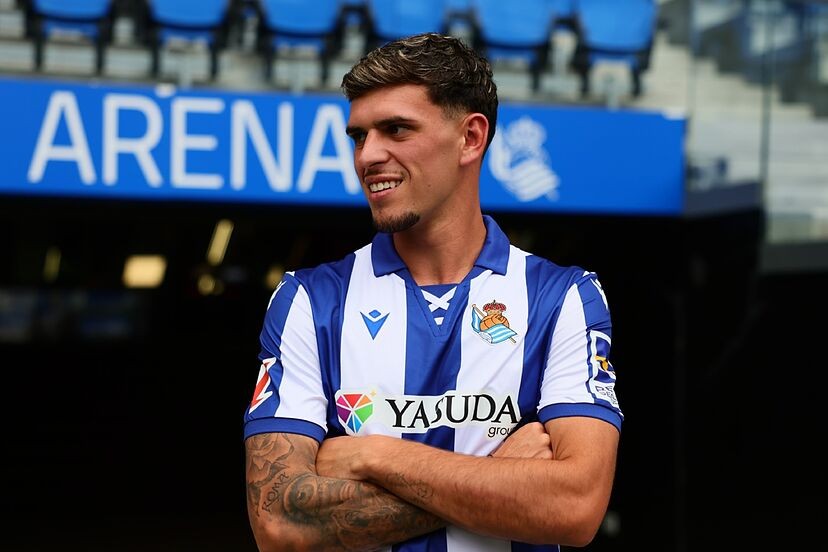 Problemas en la Real Sociedad con Javi López Problemas en la Real Sociedad con Javi López