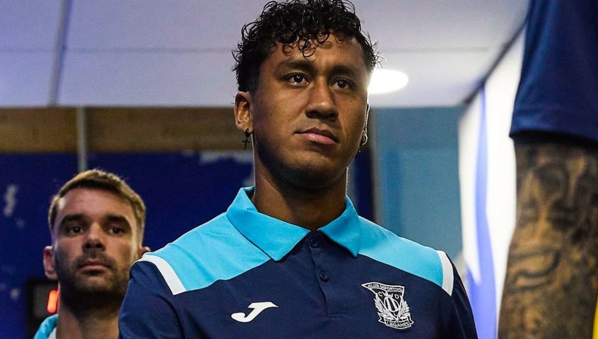 Renato Tapia podría perderse el duelo contra el Valencia Renato Tapia podría perderse el duelo contra el Valencia