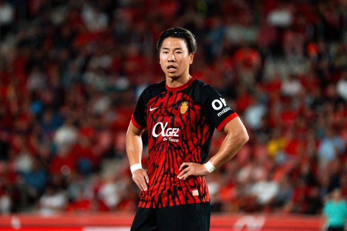 Parte médico oficial y  tiempo de baja de Takuma Asano Parte médico oficial y  tiempo de baja de Takuma Asano