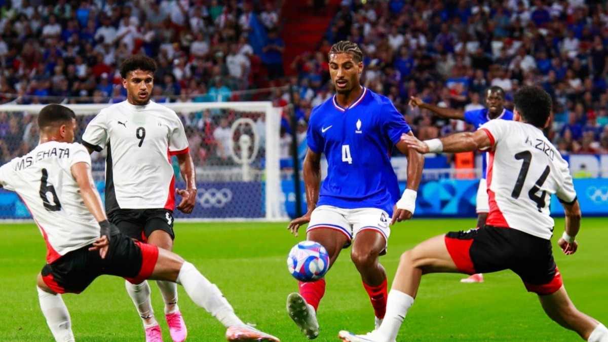 Preocupación por Loïc Badé en la concentración de Francia Preocupación por Loïc Badé en la concentración de Francia