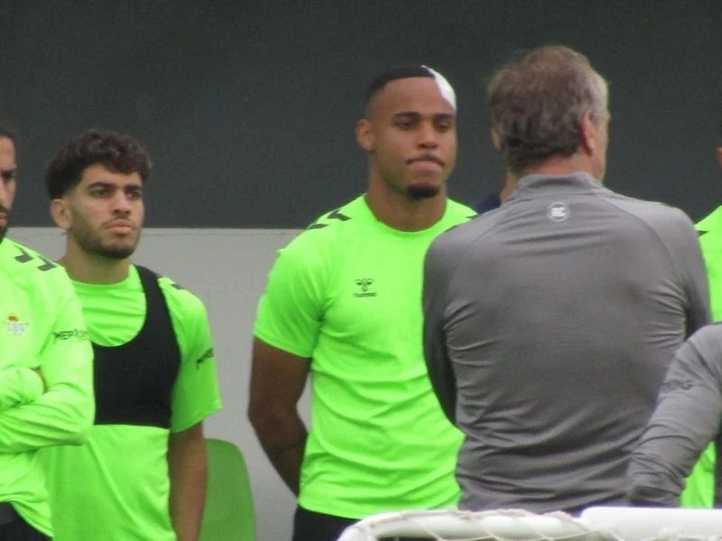 Novedades con Lo Celso, Natan, Bellerín y Marc Roca Novedades con Lo Celso, Natan, Bellerín y Marc Roca