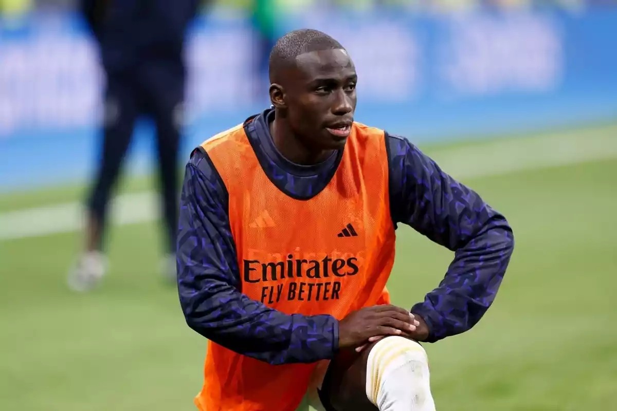 Ancelotti prueba a Ferland Mendy como centrocampista Ancelotti prueba a Ferland Mendy como centrocampista
