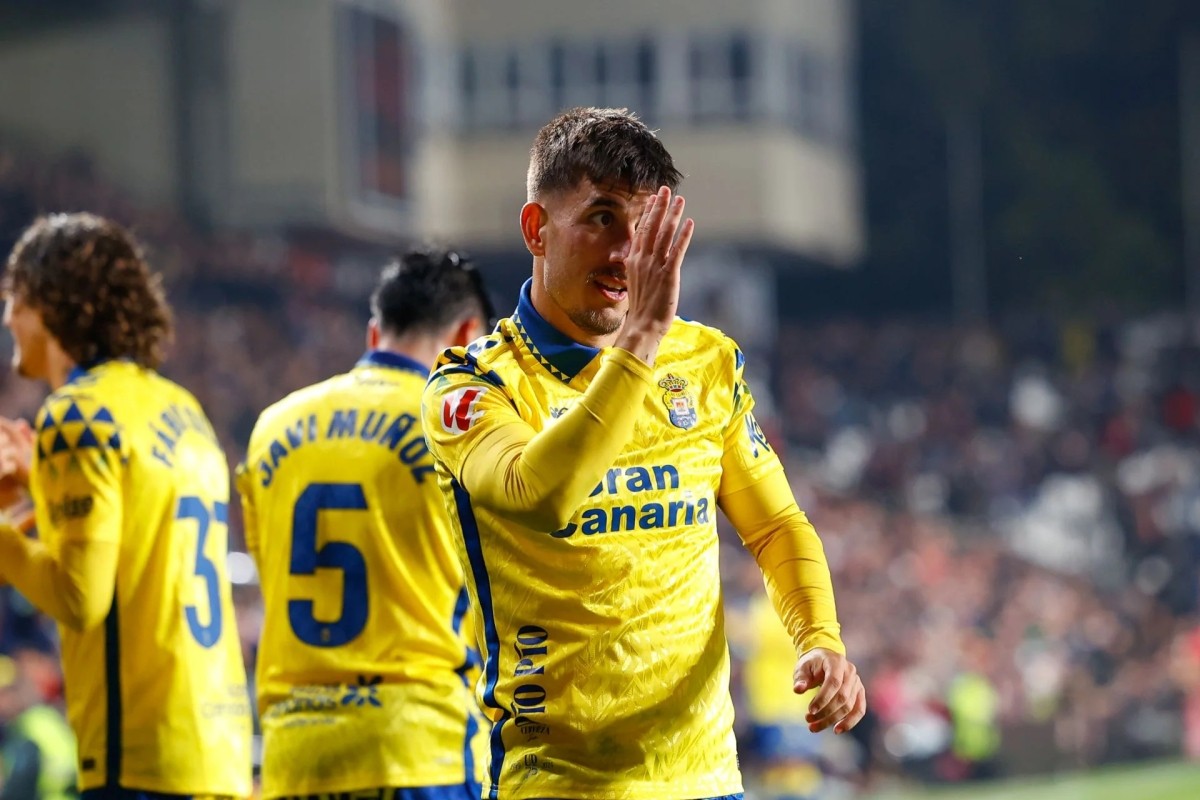 Posible suplencia para Moleiro y titularidad de Manu Fuster ante el Mallorca según Canarias7 Posible suplencia para Moleiro y titularidad de Manu Fuster ante el Mallorca según Canarias7