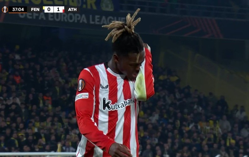 Nico Williams cae lesionado y enciende las alarmas en el Athletic Nico Williams cae lesionado y enciende las alarmas en el Athletic